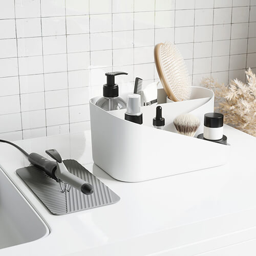 Cinco accesorios imprescindibles en el baño: ¿los tienes todos? - Gala  BlogGala Blog